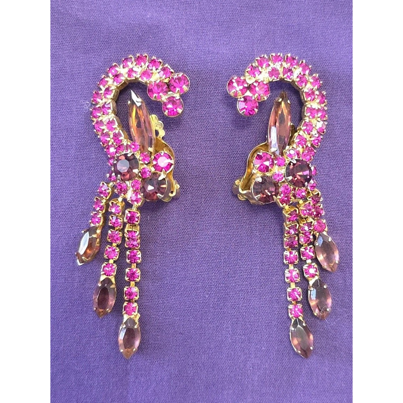 Vtg Juliana Delizza Elster Earrings Purple Pink Ornate Dangle Waterfall Clip On 175$